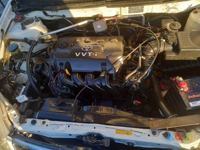 Toyota Corolla 1.3 2003 г.